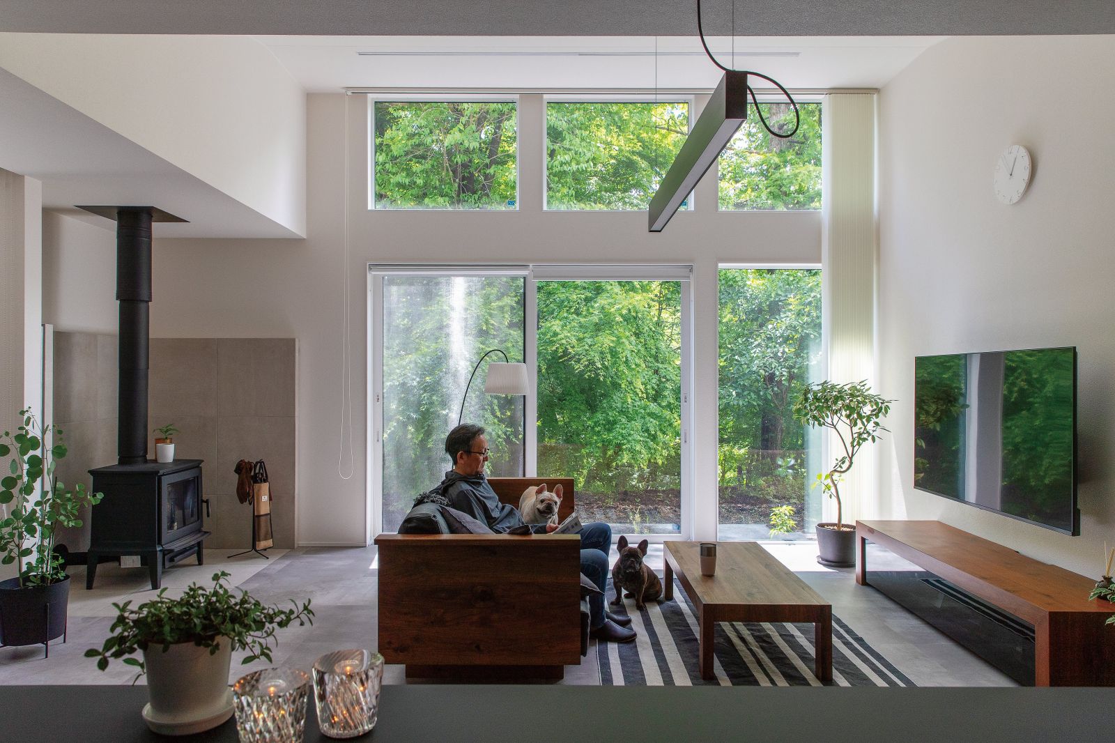 Deep Black kitchenで繋がる住まい