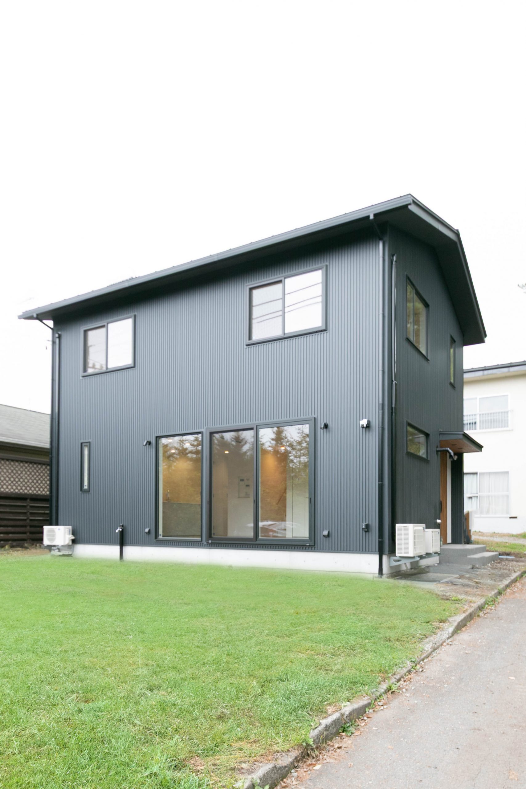 外観・エントランス