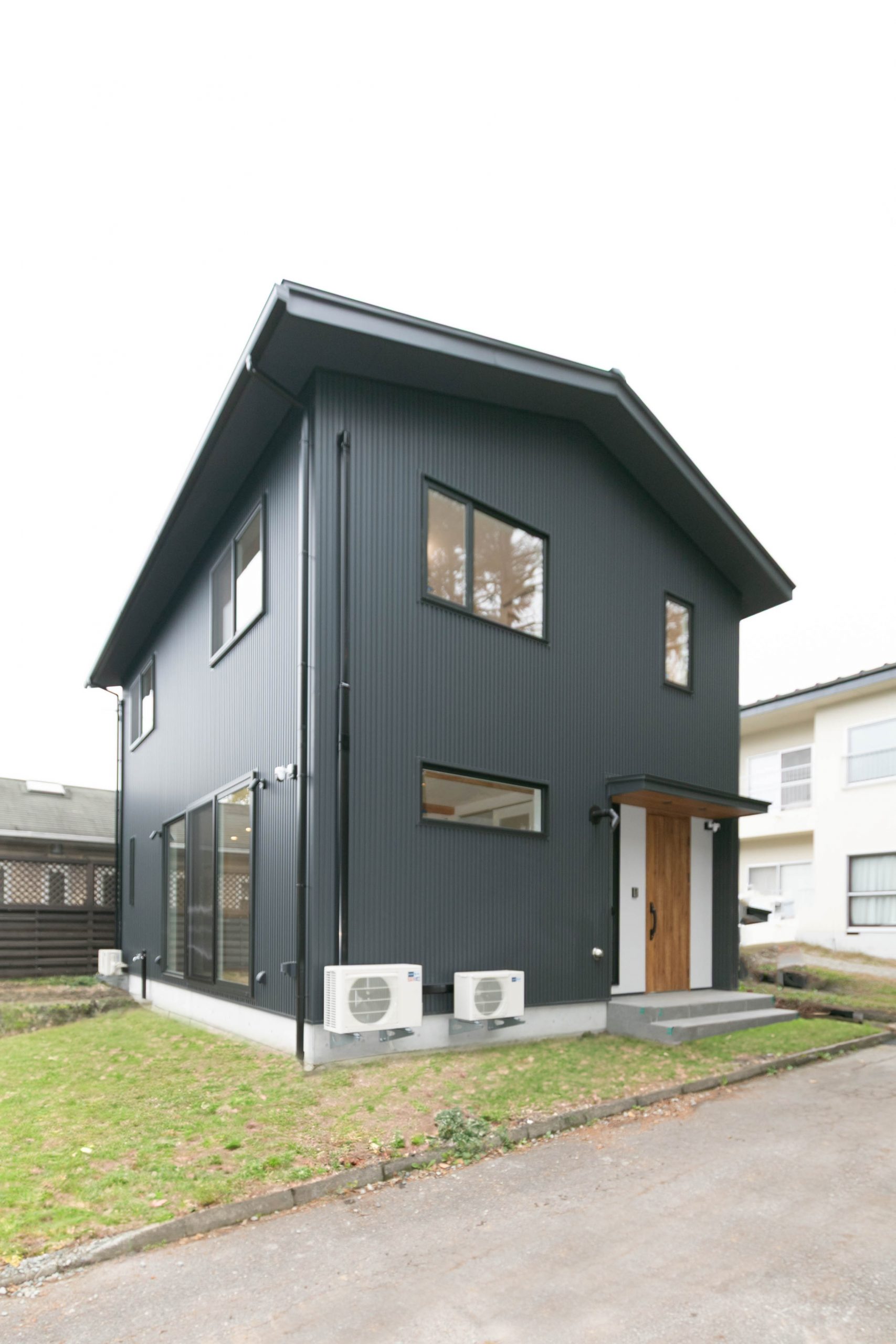 外観・エントランス