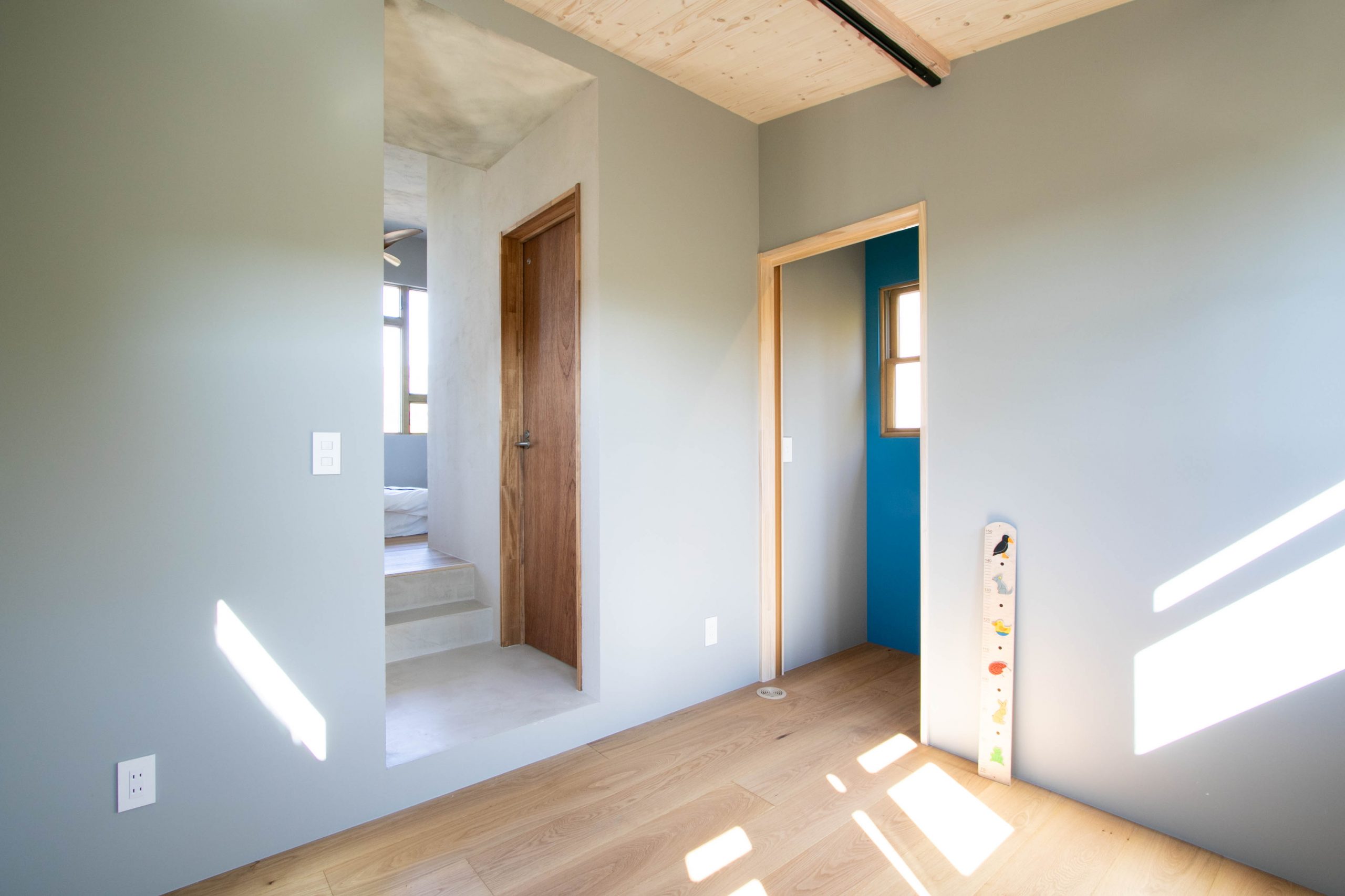 階段・２階スペース