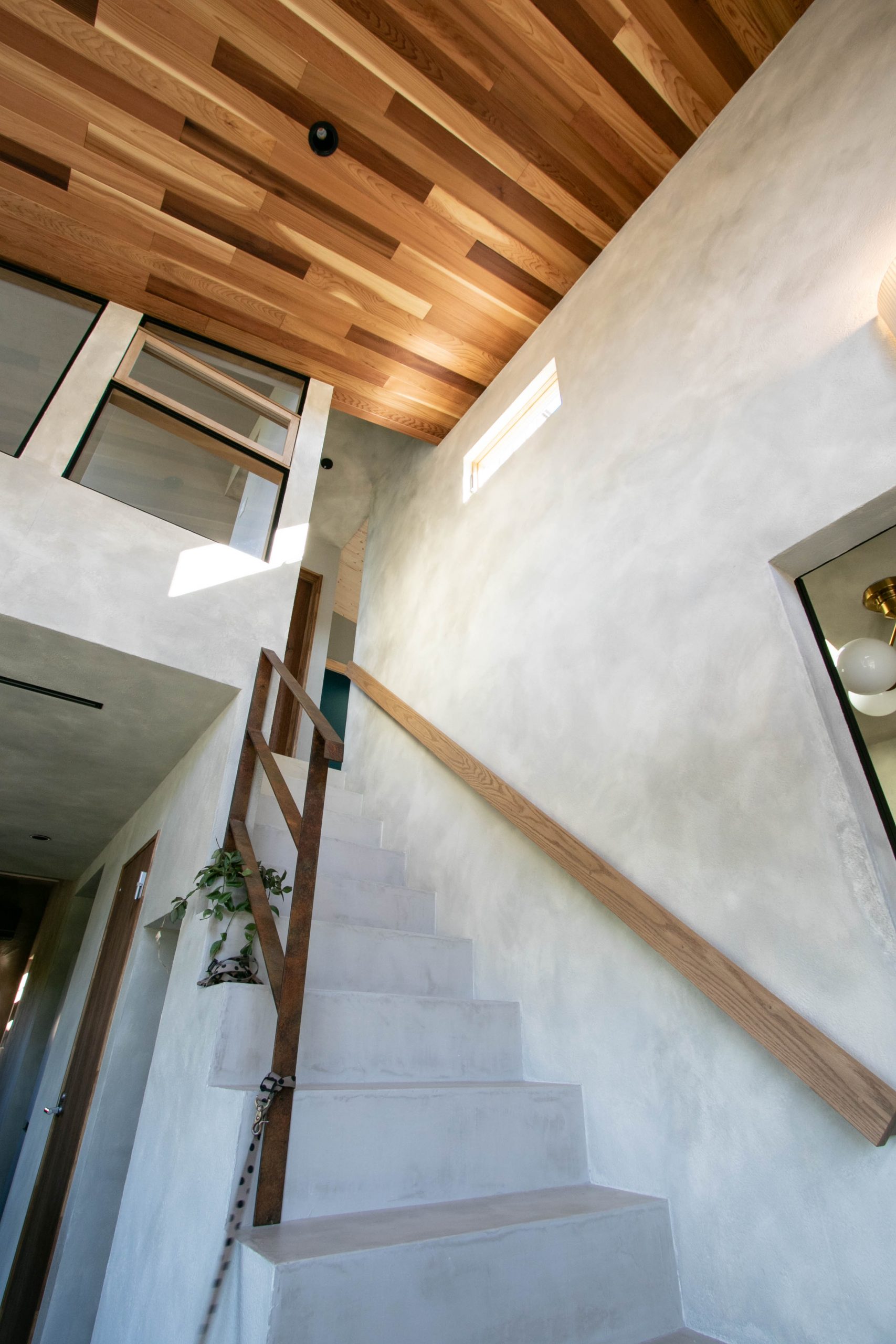 階段・２階スペース