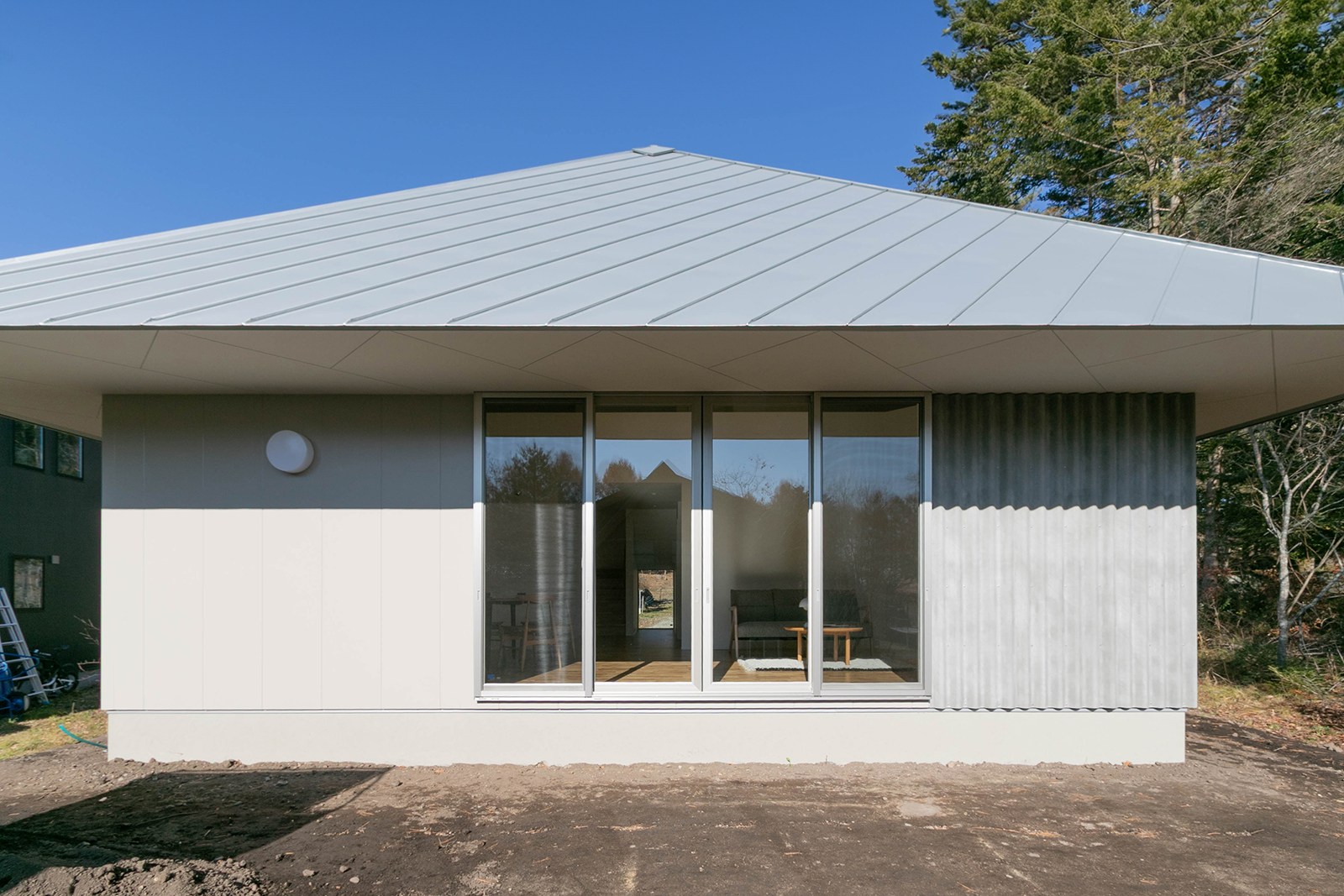 外観・エントランス