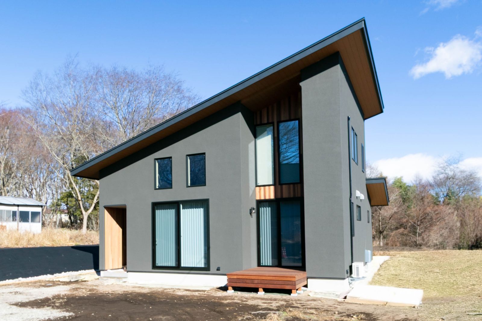 外観・エントランス