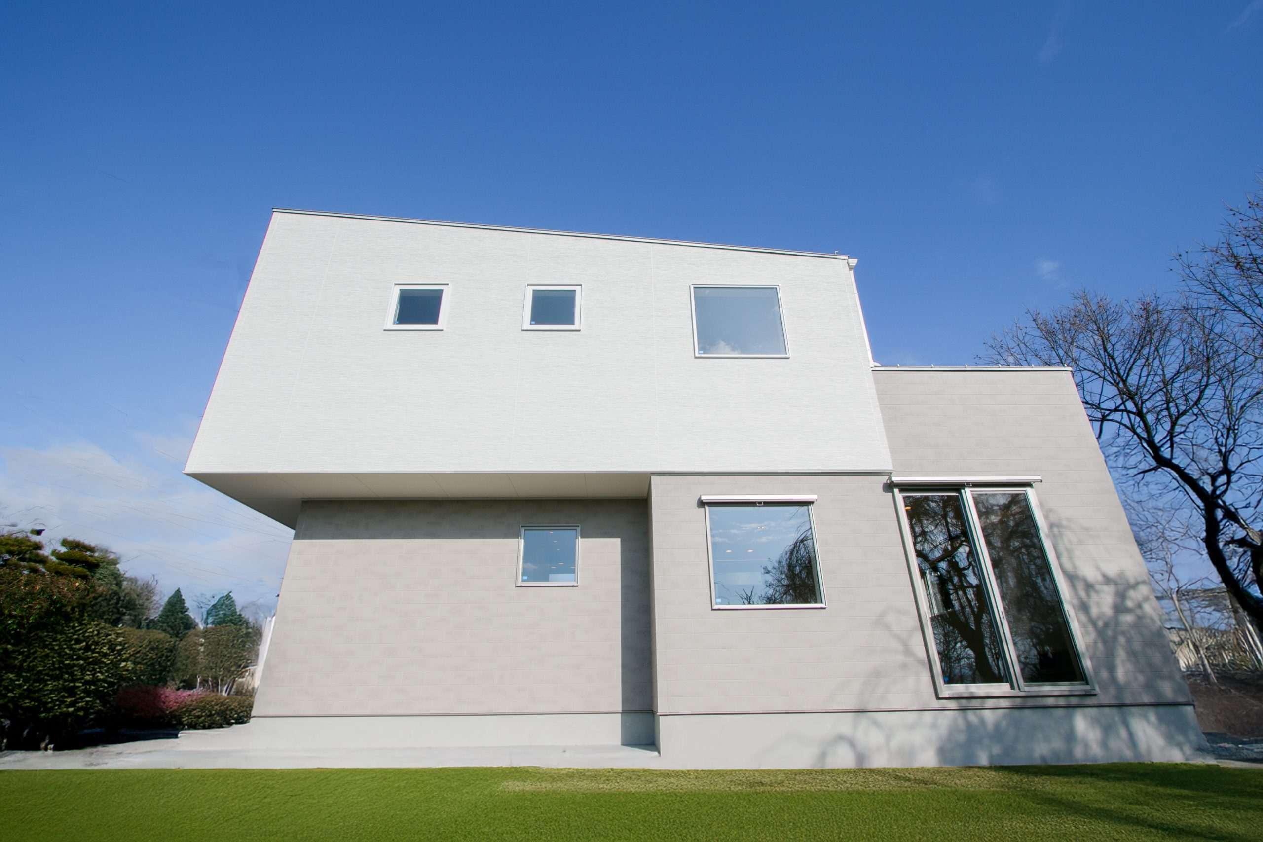 外観・エントランス