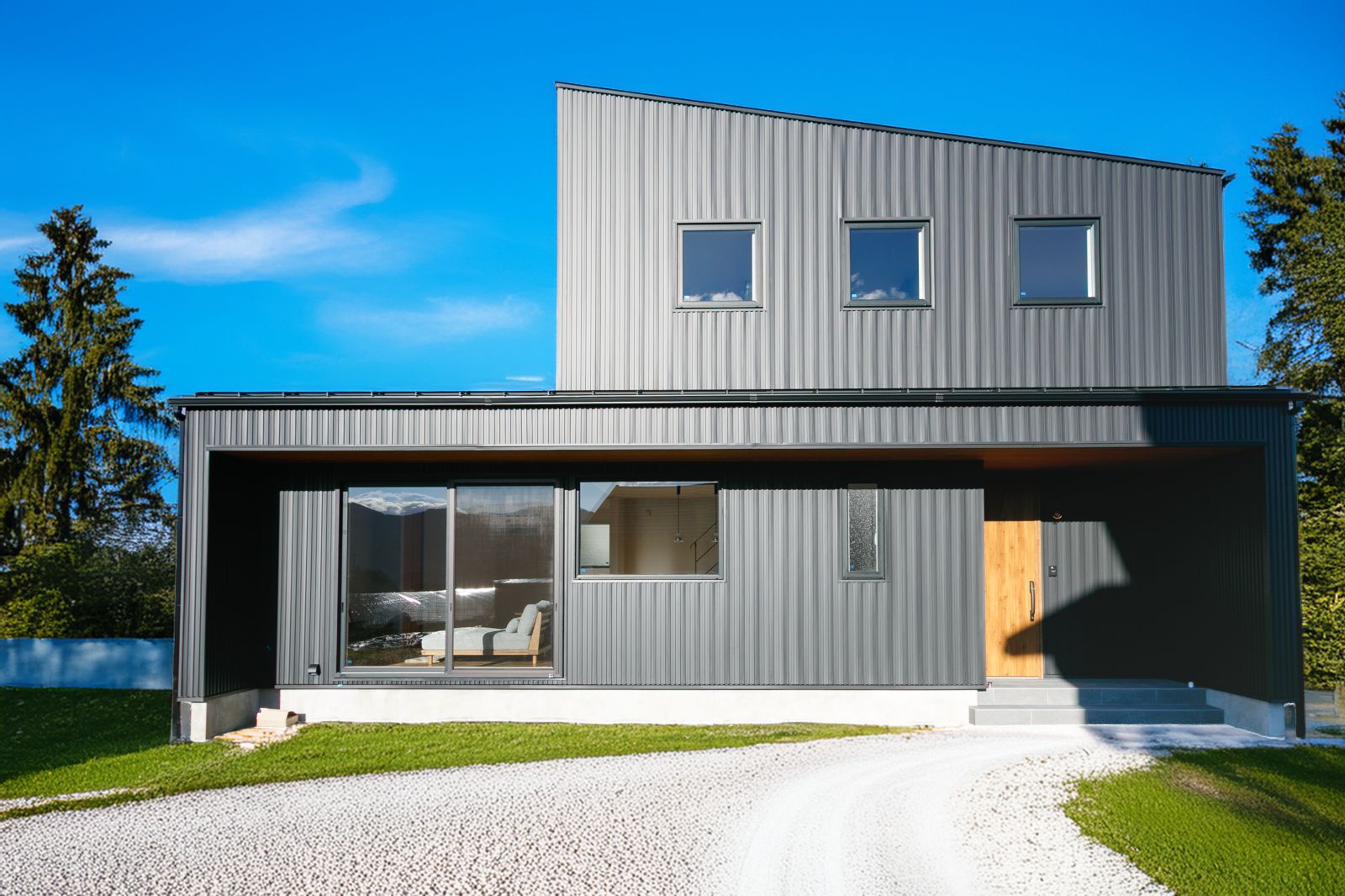 会話が弾むダイニングの家