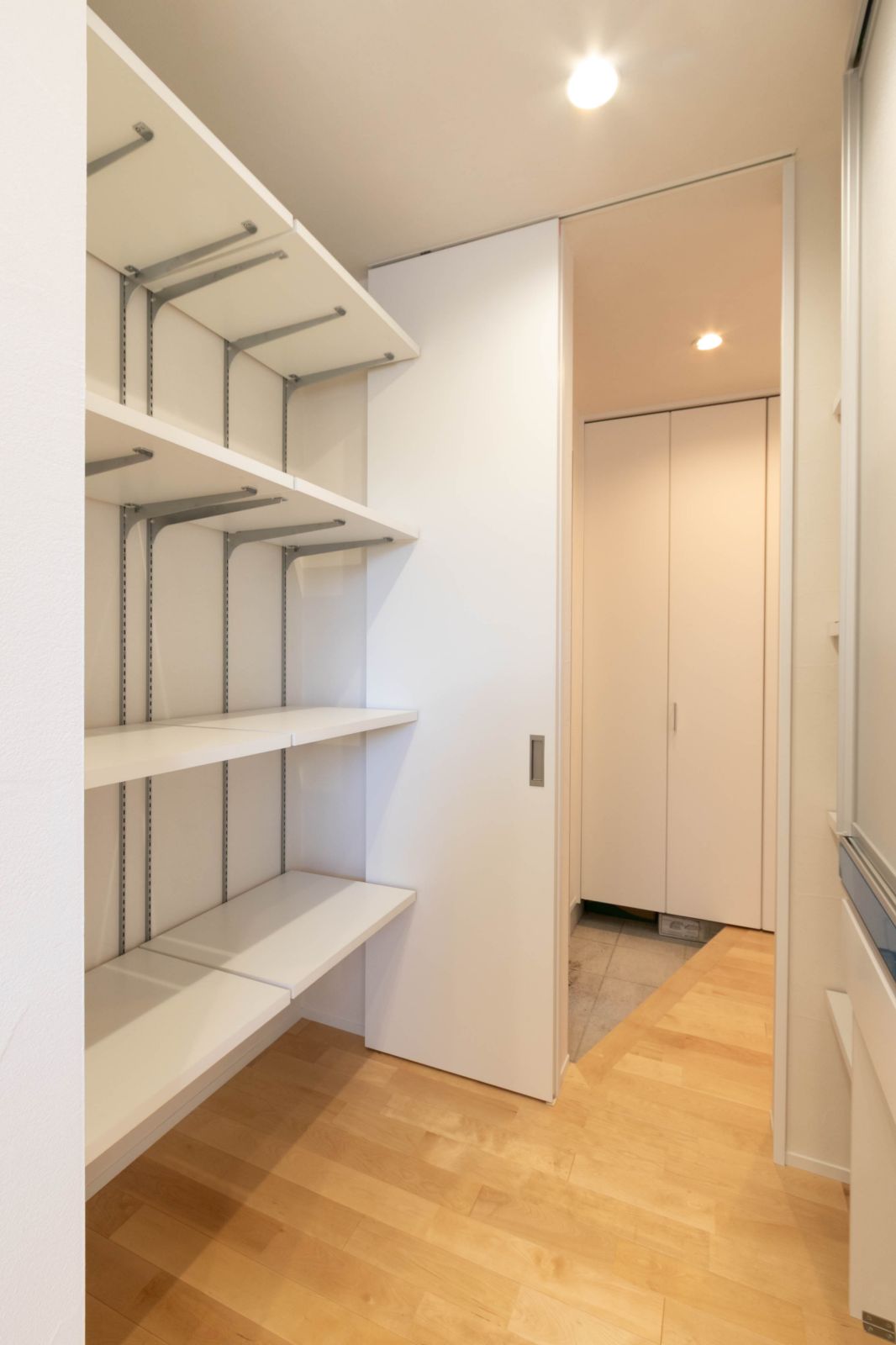 リビング・キッチン・パントリー