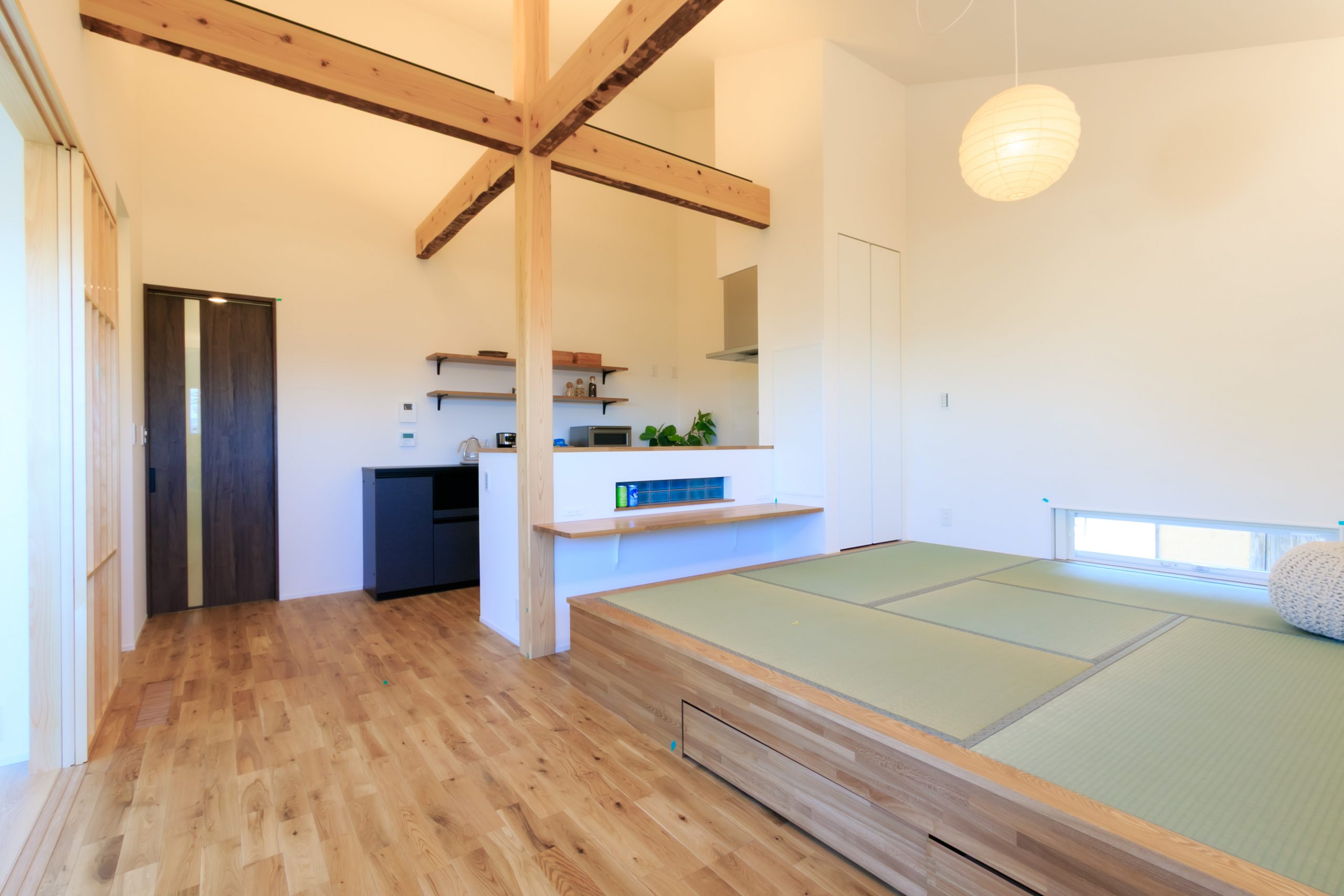 風情を感じる和モダンな家