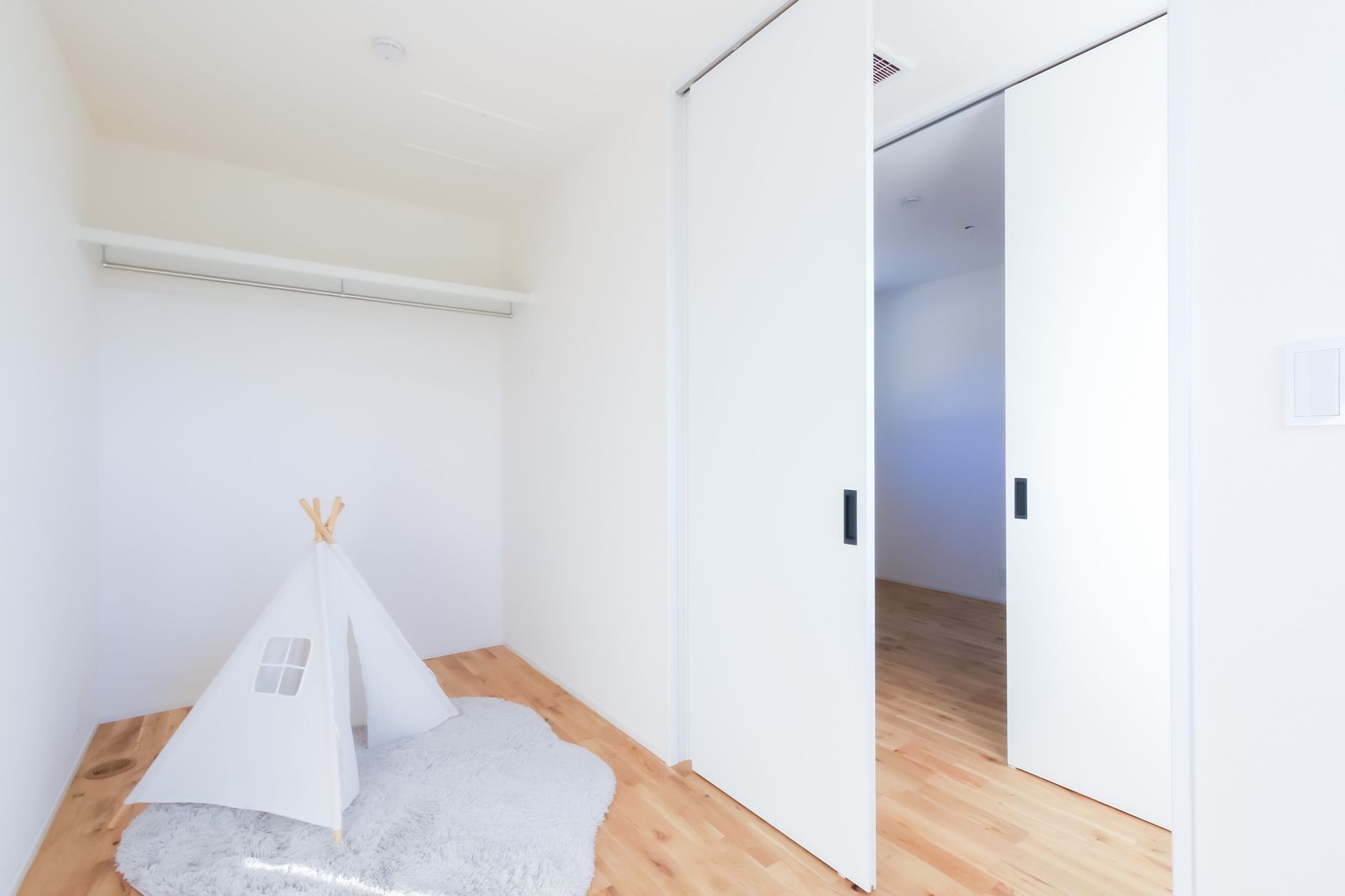 ランドリールーム・寝室・２階